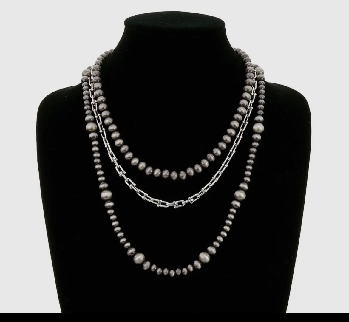 Navajo Style Pearl Necklace Set